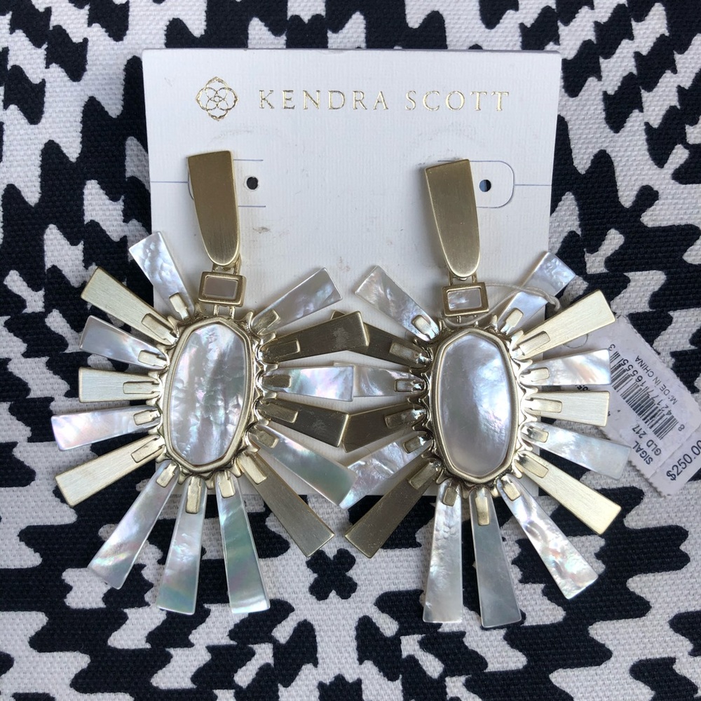 Kendra Scott Sigal Gold Ivory Albelone Earrings